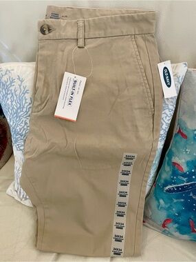 Old Navy Men’s Stretch Chinos in Khaki